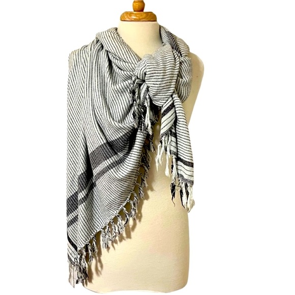 Maison Scotch Large Amsterdams Blauw Blue and White Cotton Tasseled Scarf - Picture 1 of 6